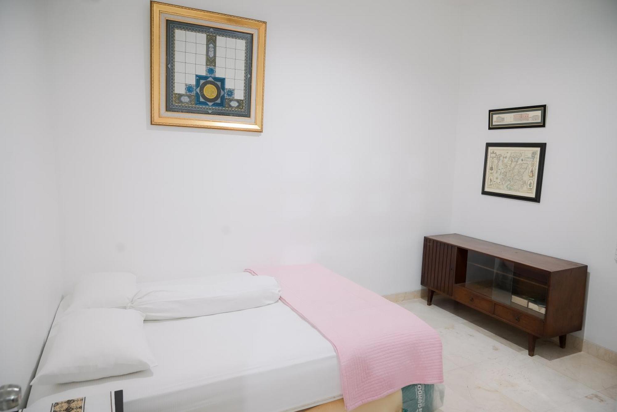 Kirana Guest House Bogor Exterior foto